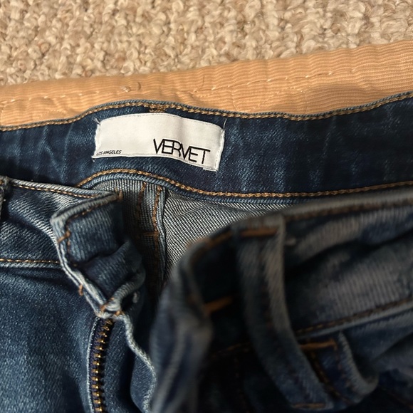 Vervet by Flying Monkey On The Road Full Size Distressed Jeans